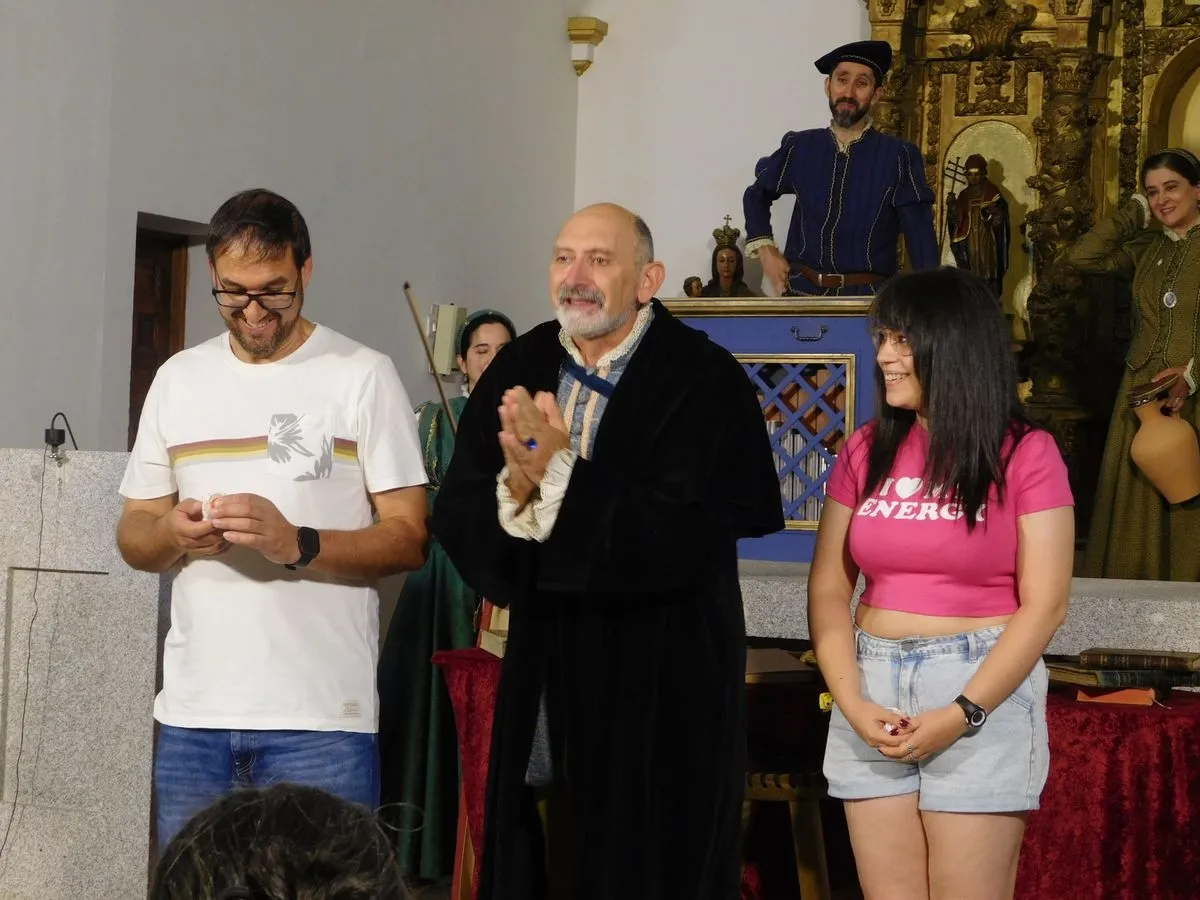 'Buscando a Nebrija' en Vecinos