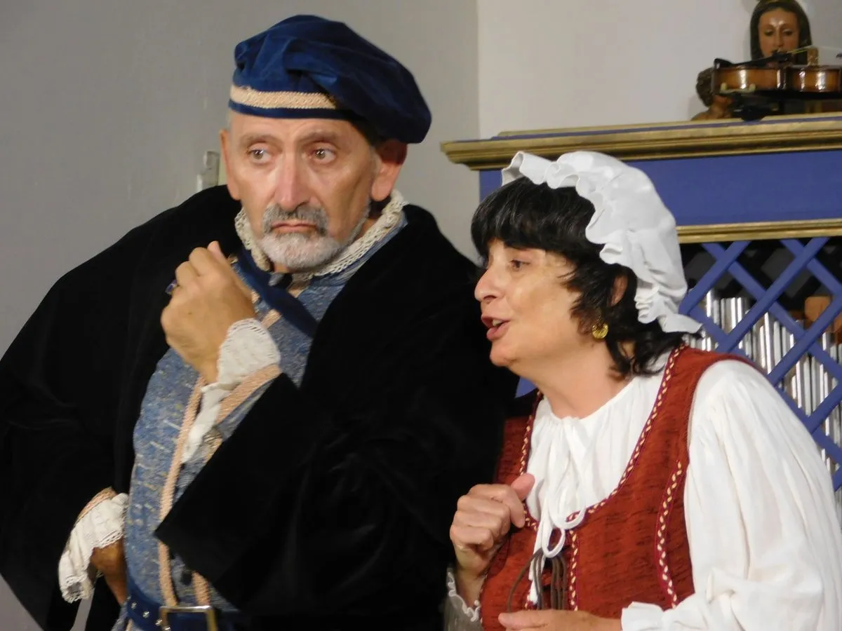 'Buscando a Nebrija' en Vecinos
