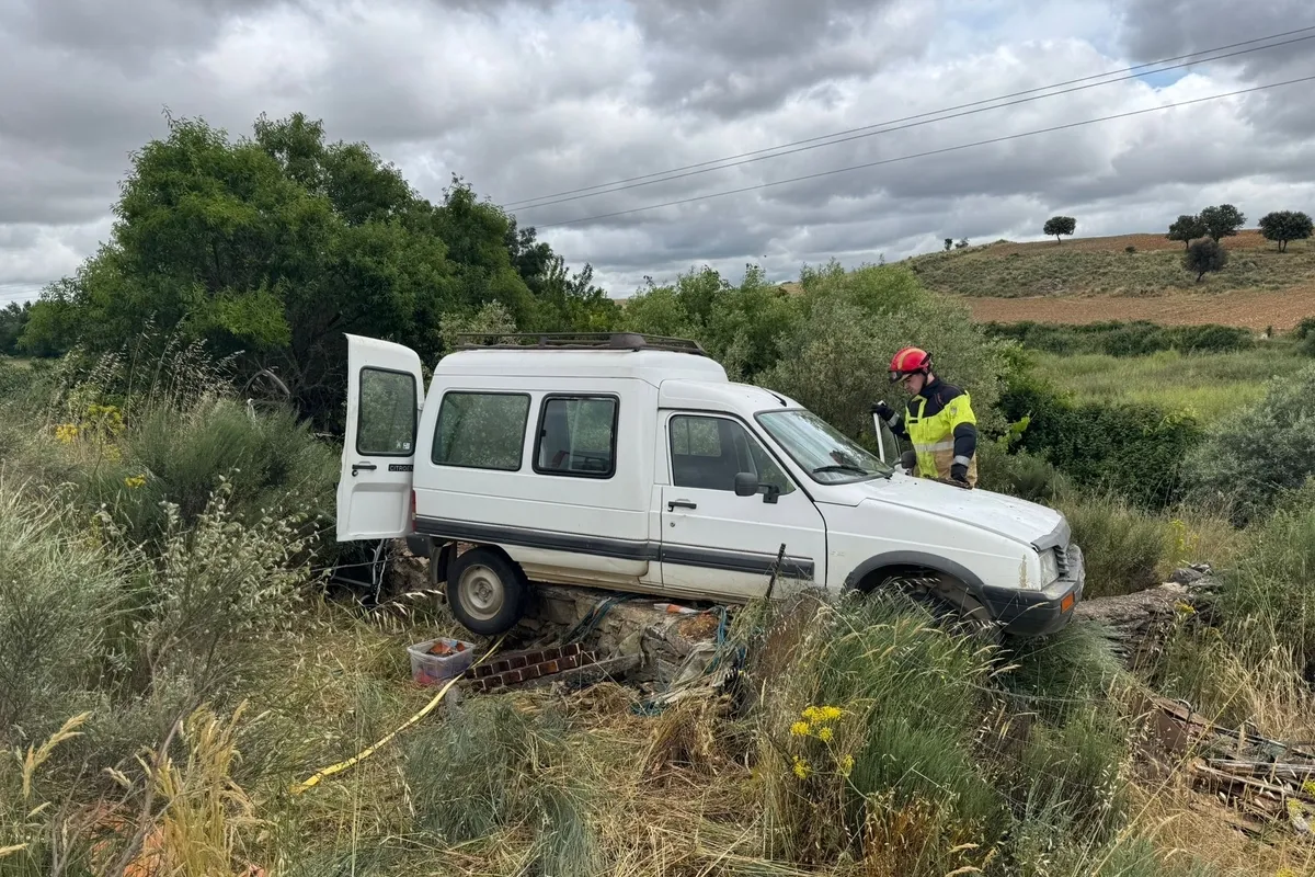En las labores de rescate participaron efectivos de la Guardia Civil, Emergencias del Sacyl y Bomberos de Lumbrales