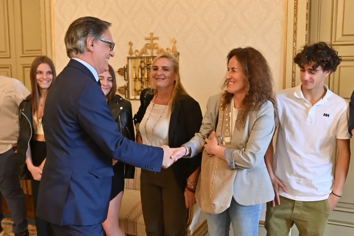 Foto 5 - Unionistas, recibido en el Ayuntamiento por el ascenso del Juvenil A a Divisi&oacute;n de Honor (FOTOS)