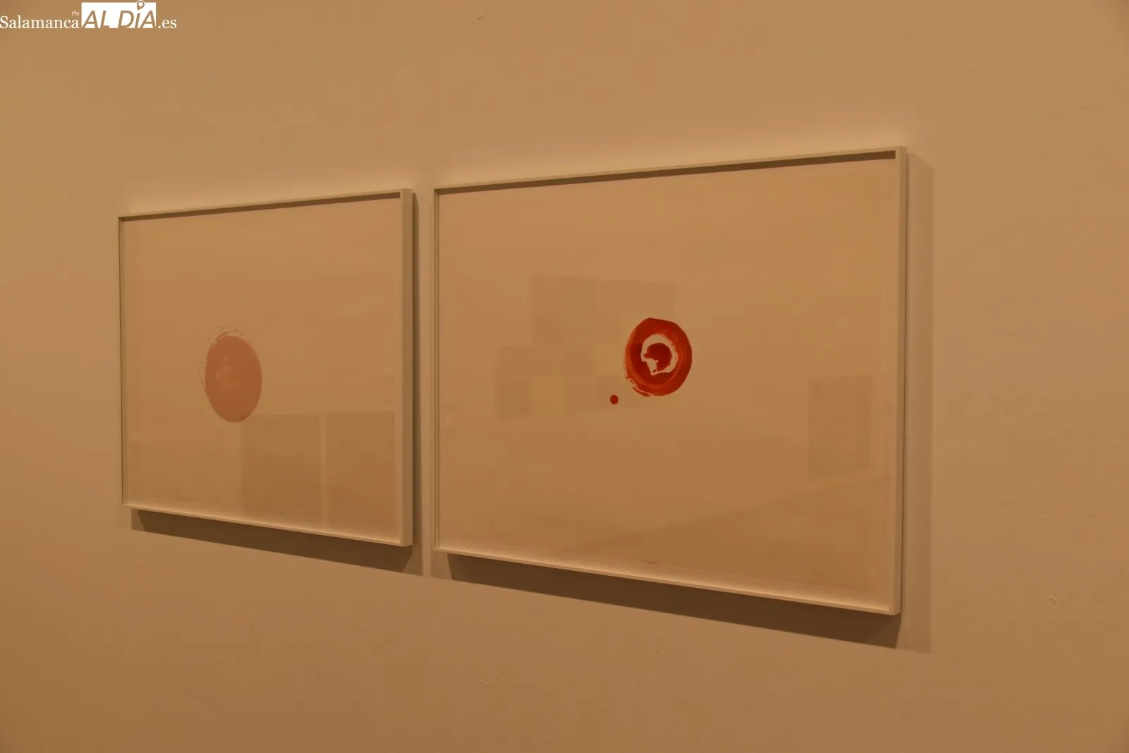  ‘Y libros también’, una exposición que une arte visual y edición independiente | FOTOS: Miguel González 