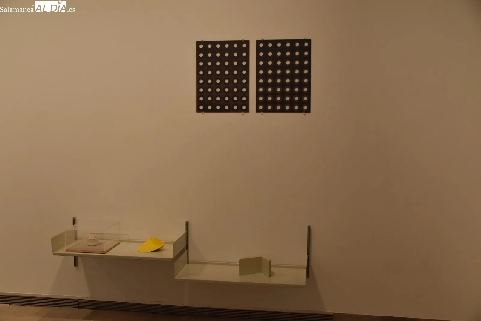  ‘Y libros también’, una exposición que une arte visual y edición independiente | FOTOS: Miguel González 
