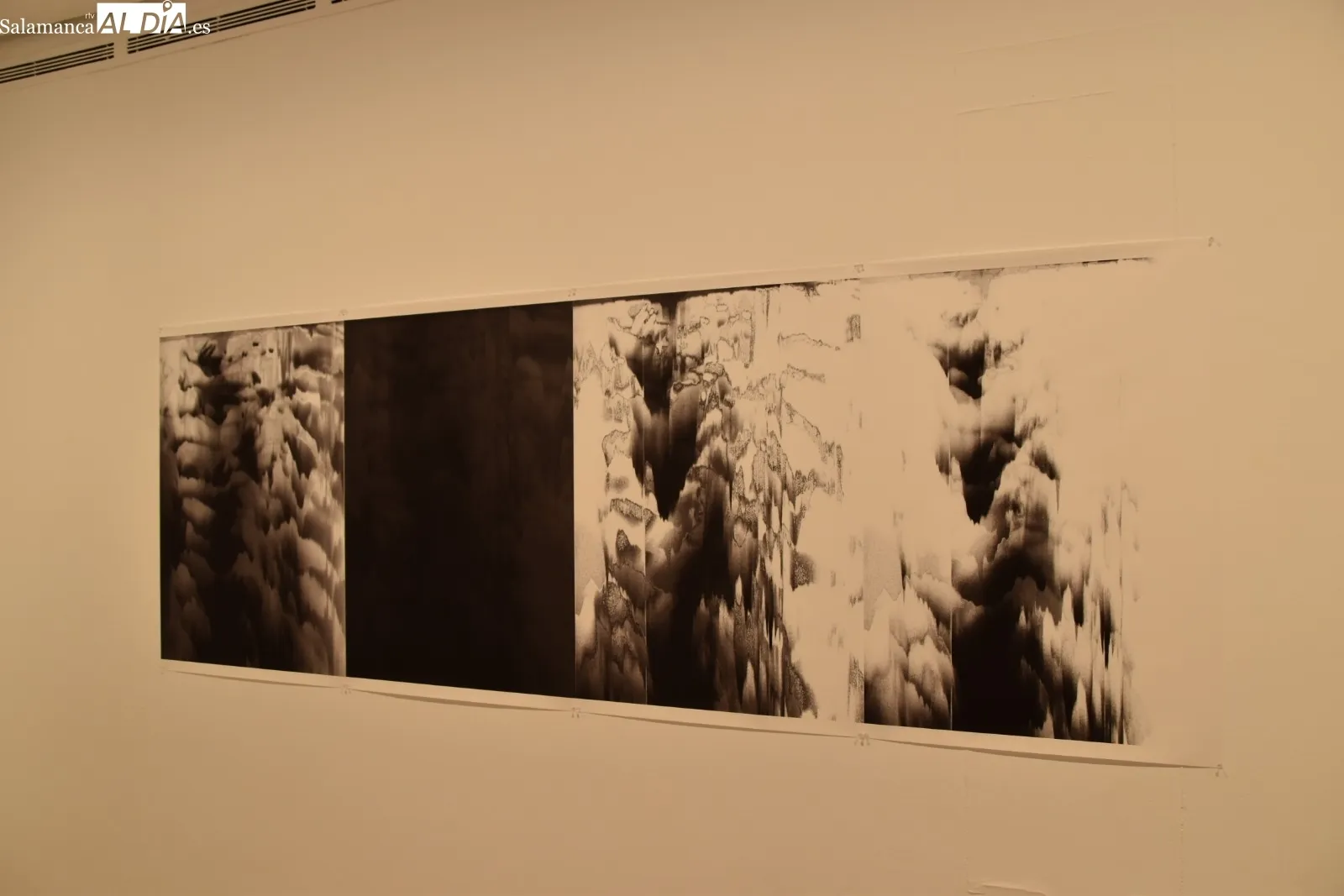  ‘Y libros también’, una exposición que une arte visual y edición independiente | FOTOS: Miguel González 