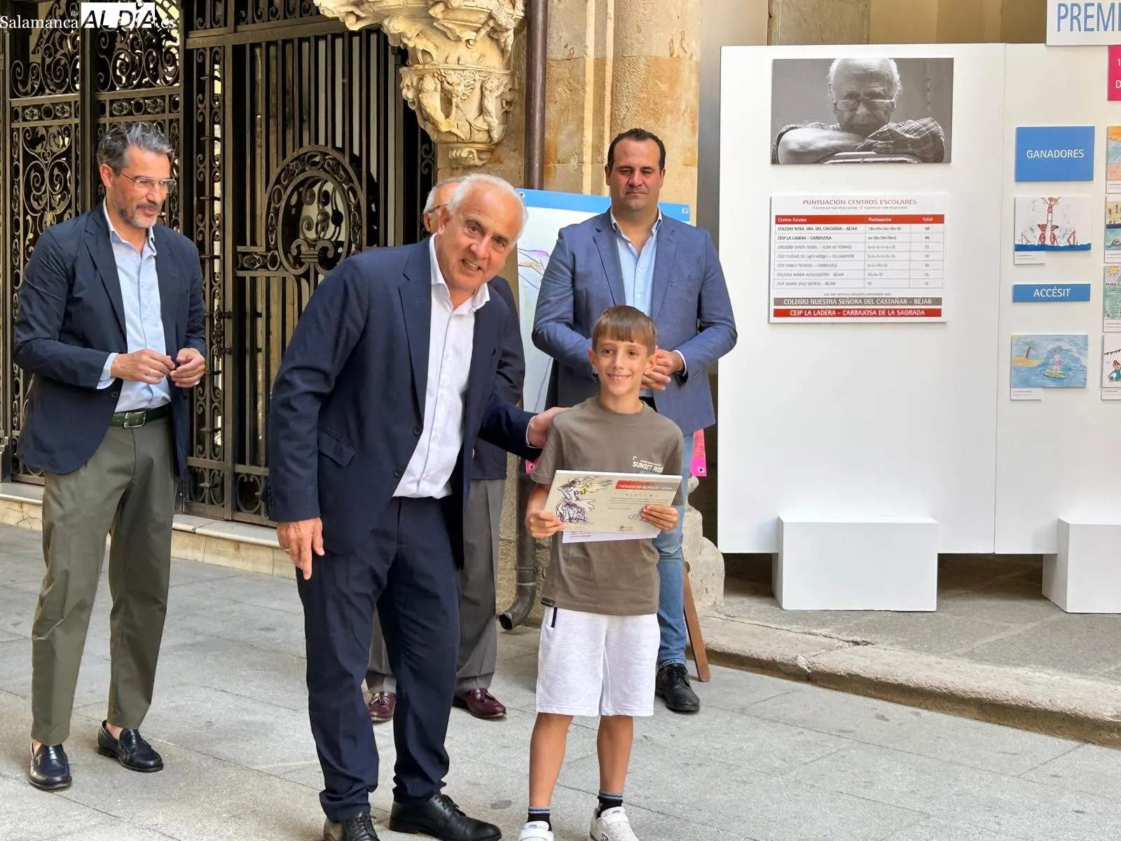  El talento de casi 1.000 escolares salmantinos inunda de color el Patio de La Salina | FOTOS: Elena Rodríguez 