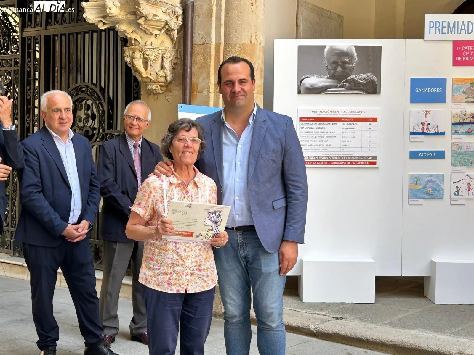  El talento de casi 1.000 escolares salmantinos inunda de color el Patio de La Salina | FOTOS: Elena Rodríguez 