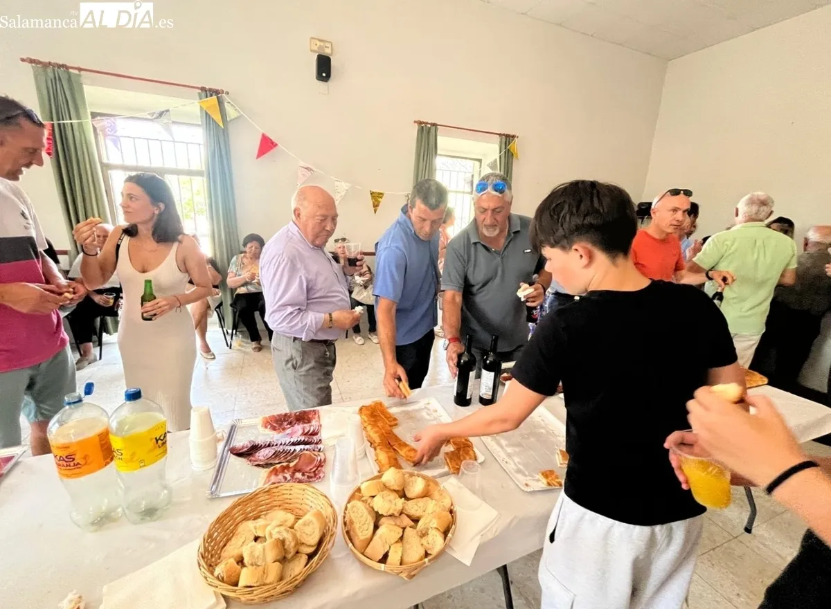 Ahigal de los Aceiteros celebraba este sábado el día grande de sus fiestas de San Juan 