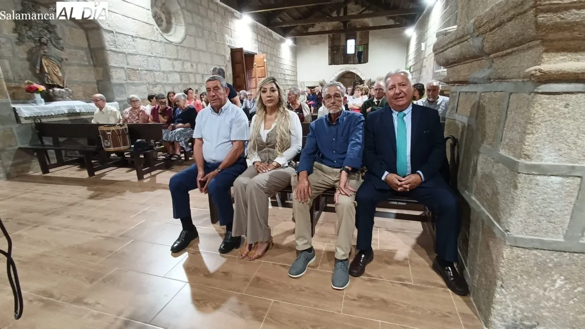 Misa y procesión en honor a San Juan Bautista en Cabeza de Framontanos / REP. GRÁFICO: JOSÉ ANTONIO MARTÍN GARCÍA