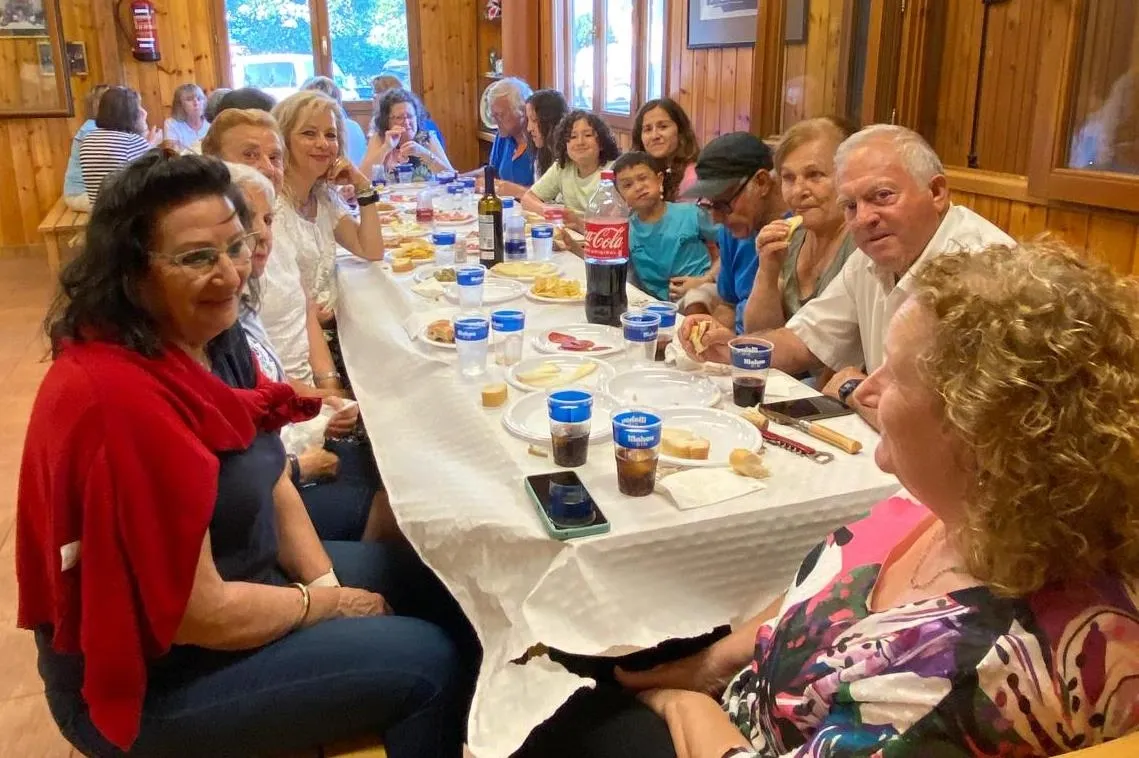 Foto 3 - El Bot&oacute;n Charro clausura sus talleres disfrutando de una merienda