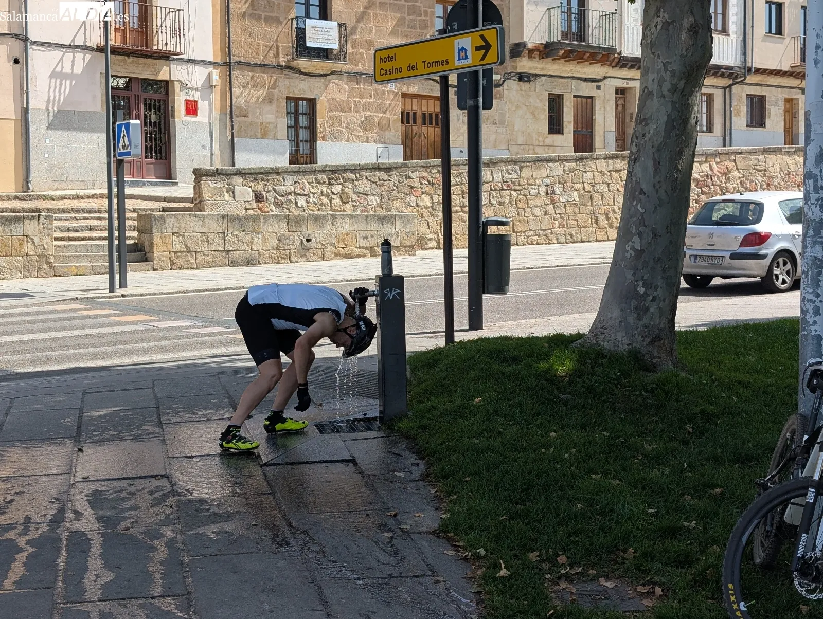 Foto 10 - Salamanca se vac&iacute;a bajo una ola de calor abrasadora (FOTOS)