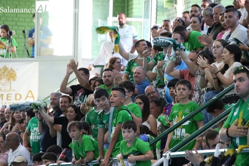 Foto 8 - Un s&oacute;lido Tafa F.S. toma ventaja en Alba y obliga al Piensos Dur&aacute;n a la heroica en Navarra (3-4)