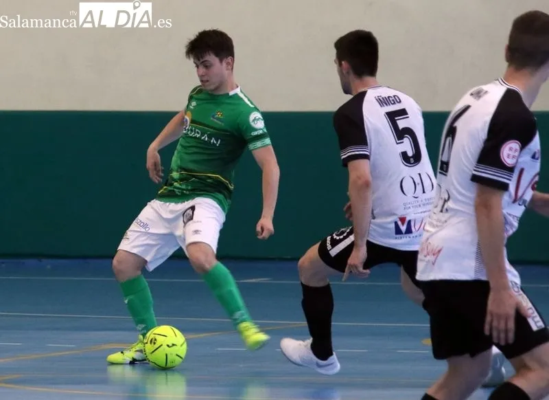 Foto 7 - Un s&oacute;lido Tafa F.S. toma ventaja en Alba y obliga al Piensos Dur&aacute;n a la heroica en Navarra (3-4)