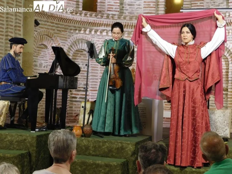 Foto 7 - 'Provincia Mud&eacute;jar' estrena en Alba el espect&aacute;culo 'Arcos y Ecos' 