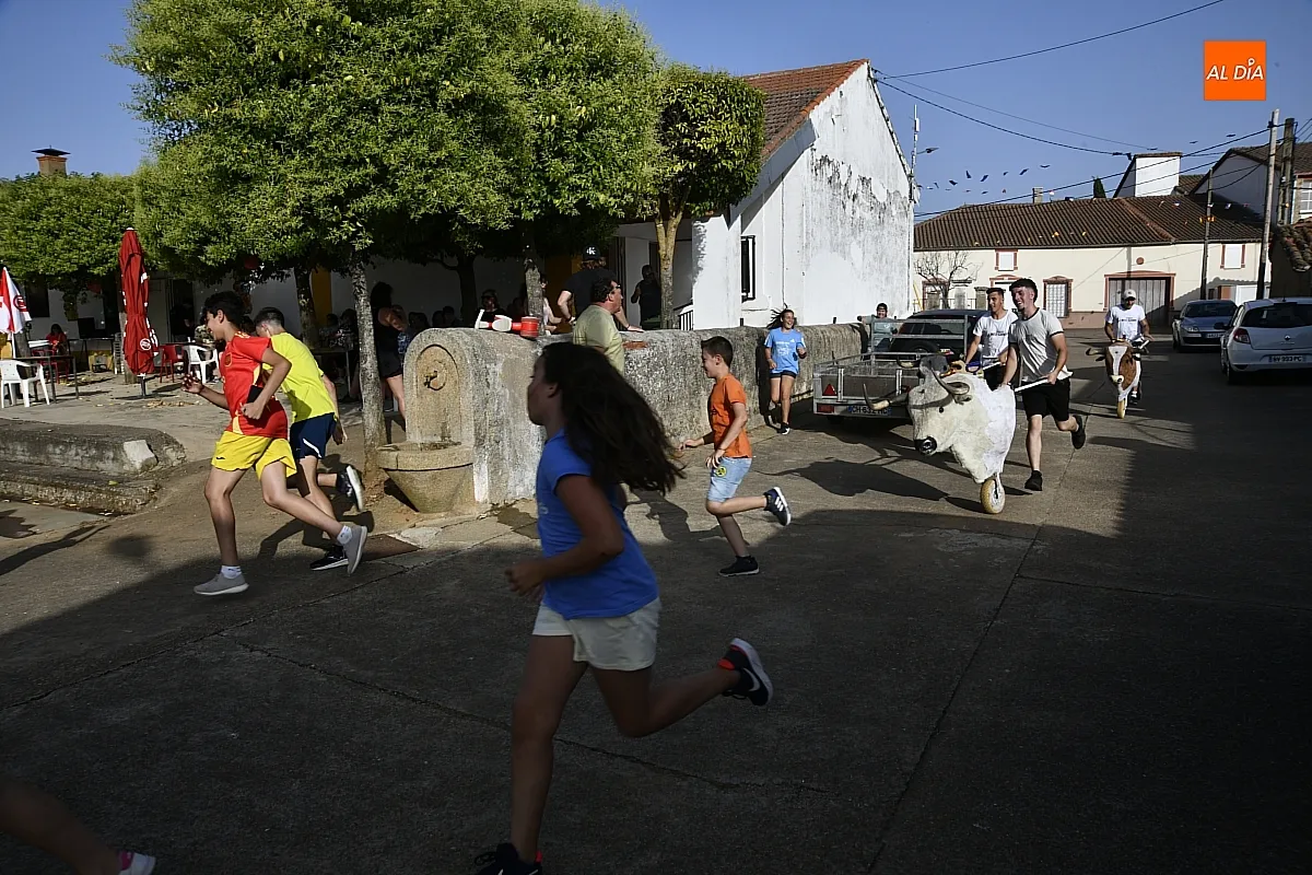 Los carretones fueron la parte más divertida para pequeños y mayores en la tarde del viernes/ Fotos: Adrián M.Pastor