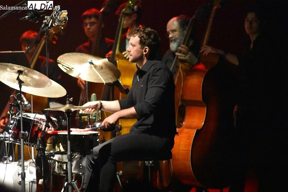 Concierto en el CAEM de la Joven Orquesta Sinfónica Ciudad de Salamanca con  Chico Pérez