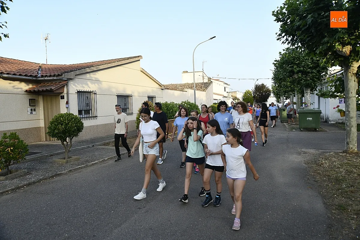 Foto 7 - Sanjuanejo abre con unos concurridos carrera y paseo saludables las fiestas en honor a su patr&oacute;n