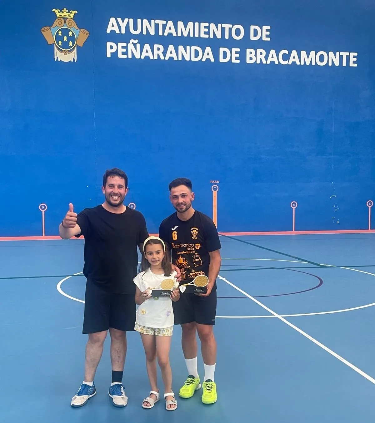 Foto 4 - Pablo Sevillano e Iv&aacute;n Mat&iacute;as se proclaman campeones del Trofeo Diputaci&oacute;n de Frontenis