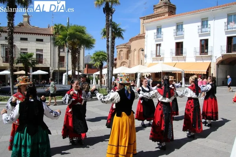 Foto 10 - Alba celebra su XIV Feria de San Antonio centrada en la agroalimentaci&oacute;n local