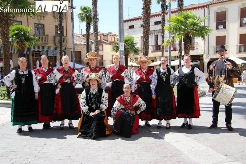 Foto 7 - Alba celebra su XIV Feria de San Antonio centrada en la agroalimentaci&oacute;n local