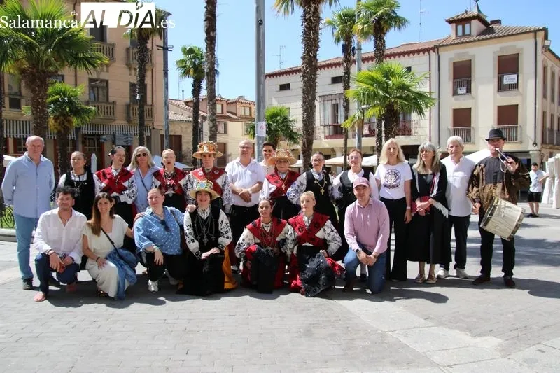 Foto 6 - Alba celebra su XIV Feria de San Antonio centrada en la agroalimentaci&oacute;n local