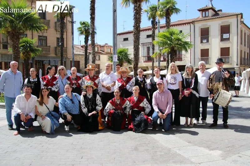 Foto 5 - Alba celebra su XIV Feria de San Antonio centrada en la agroalimentaci&oacute;n local