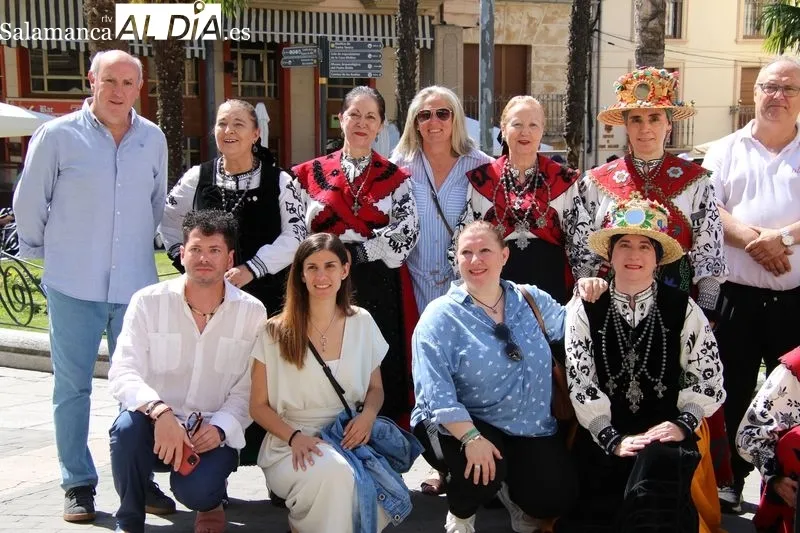 Foto 4 - Alba celebra su XIV Feria de San Antonio centrada en la agroalimentaci&oacute;n local