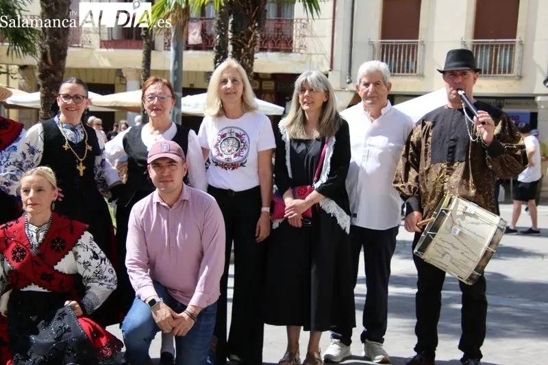 Foto 2 - Alba celebra su XIV Feria de San Antonio centrada en la agroalimentaci&oacute;n local