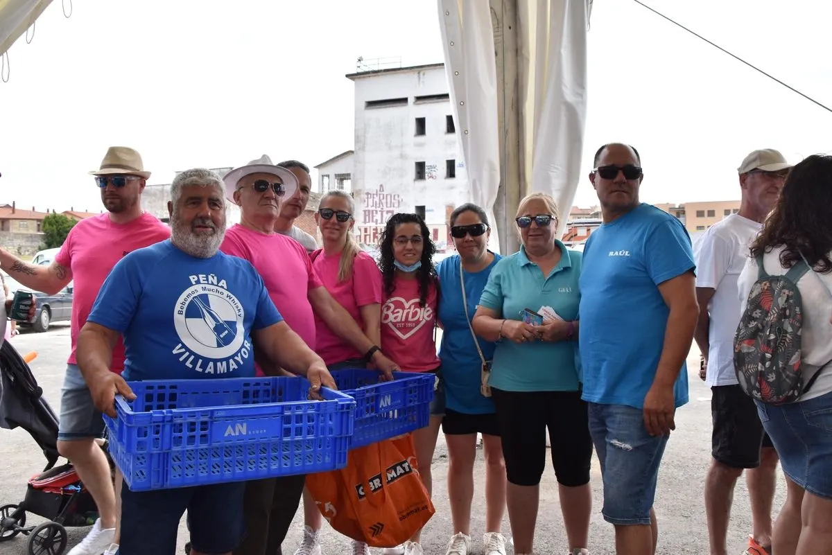 Comida Popular en las fiestas de Villamayor. Foto de Vanesa Martins