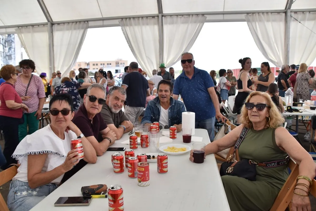 Comida Popular en las fiestas de Villamayor. Foto de Vanesa Martins