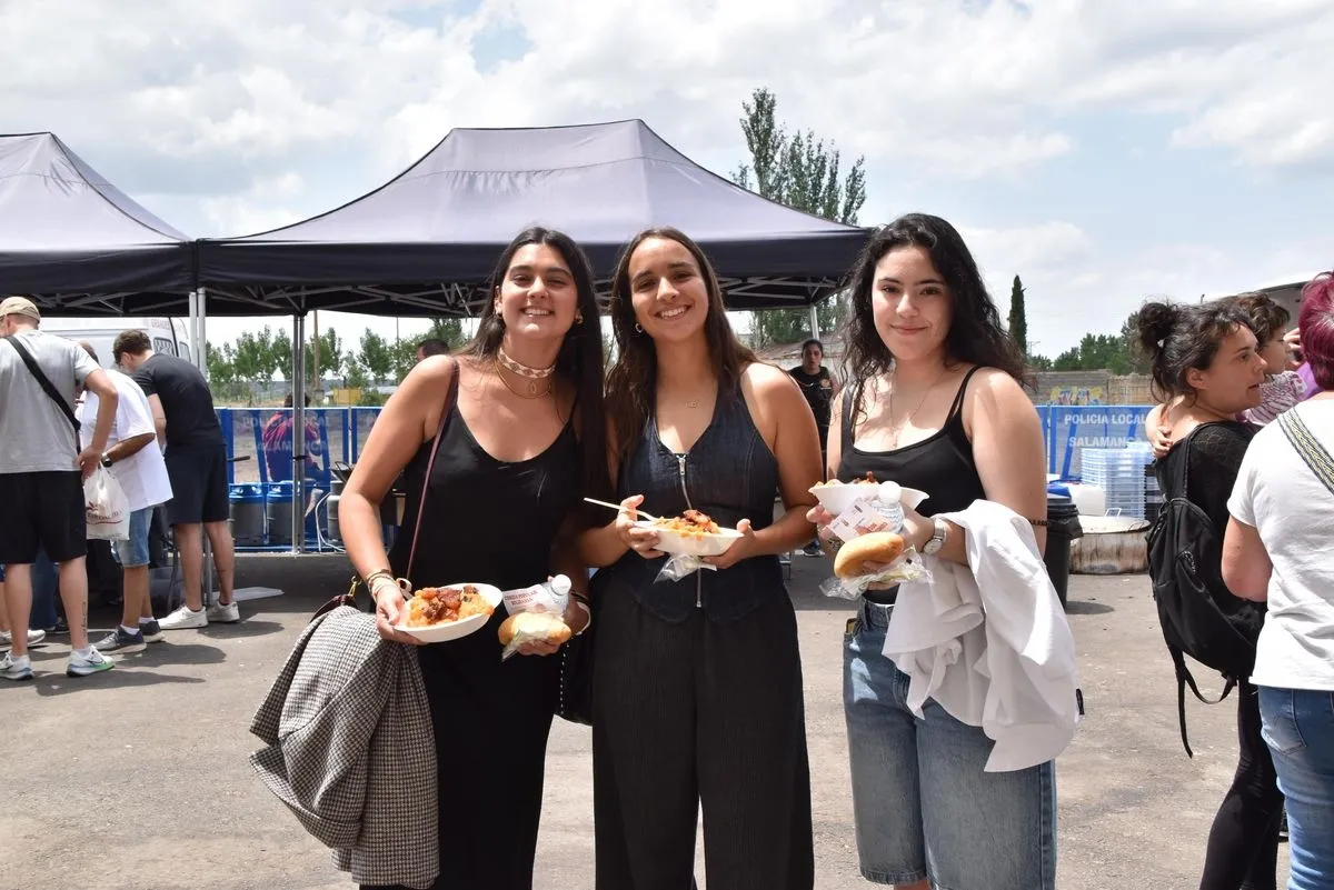 Comida Popular en las fiestas de Villamayor. Foto de Vanesa Martins