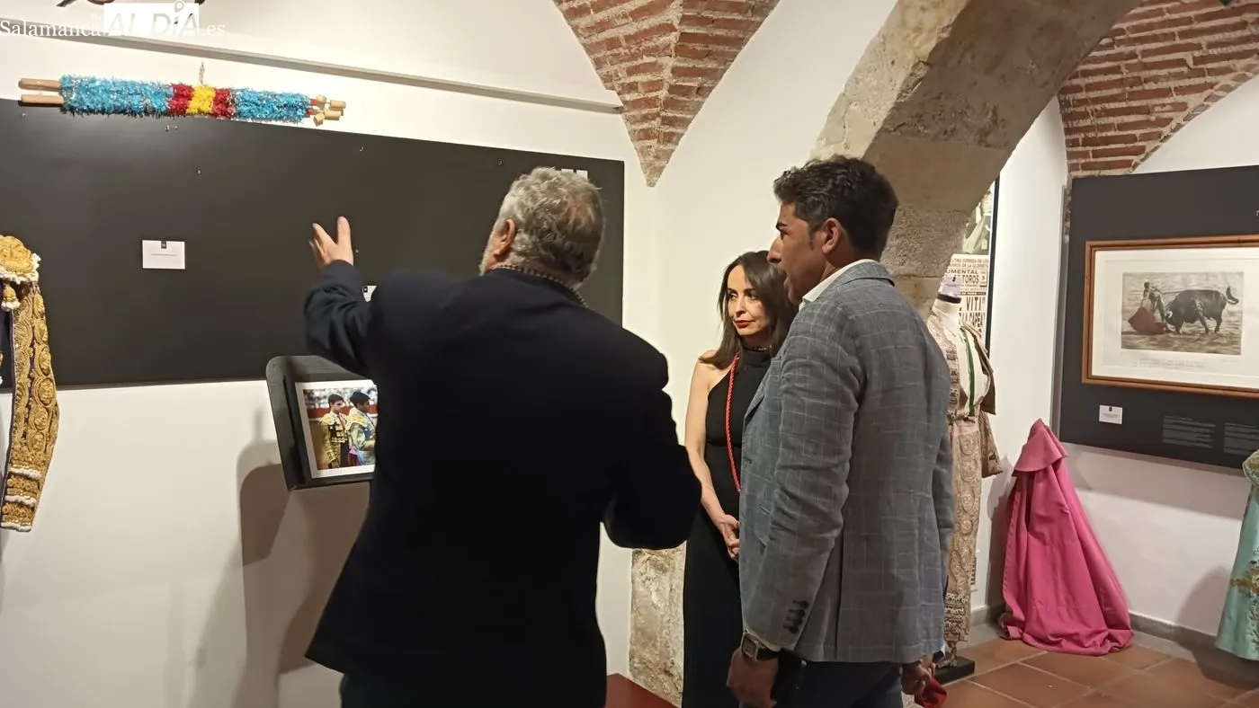 Javier Valverde dona un traje de luces al Museo Taurino de Salamanca | Fotos: Toni Sánchez