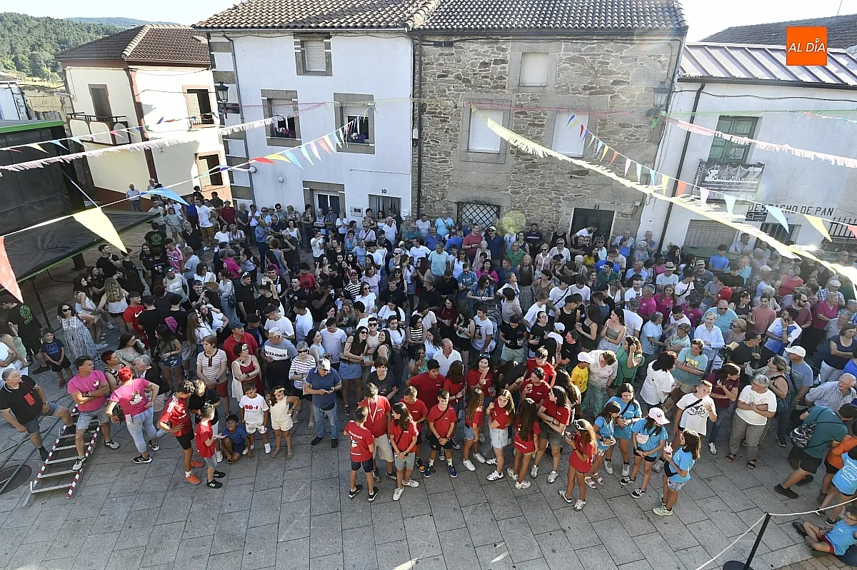 Comienzo fiestas San Juan en Navasfrías/ Fotos: Adrián M.Pastor