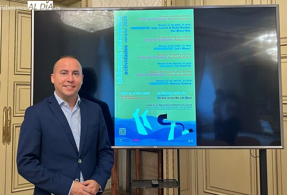 El concejal de Educación, Luis Sánchez Arévalo, presenta esta programación. Foto de Elena Rodríguez