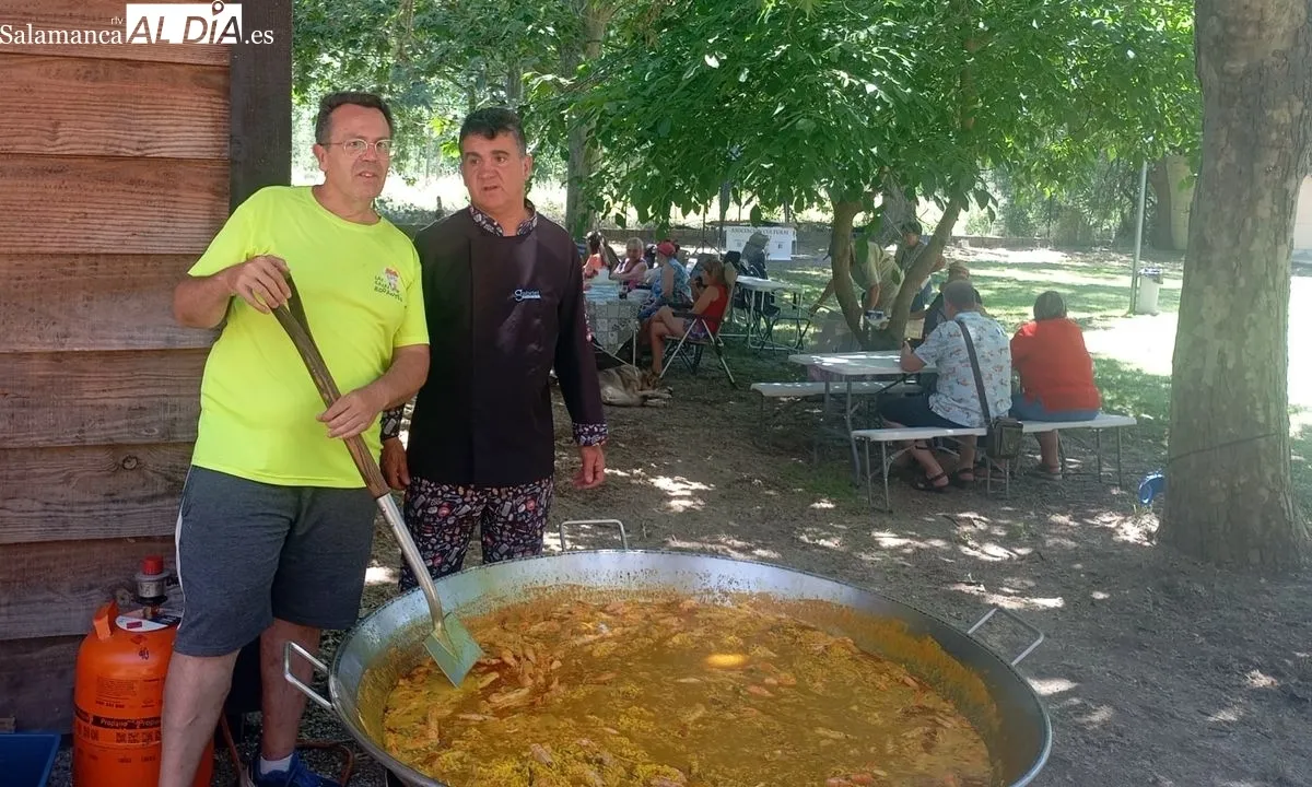 Foto 2 - Alba sobre ruedas: Cien caravanistas y diecis&eacute;is negocios unidos por 'Las Casas Rodantes'