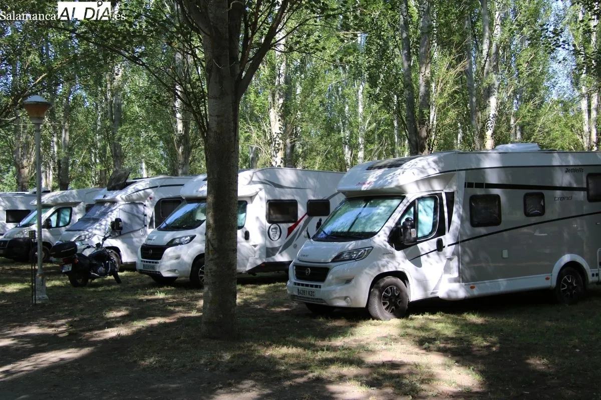 Alba sobre ruedas: Cien caravanistas y dieciséis negocios unidos por 'Las Casas Rodantes' | Imagen 1