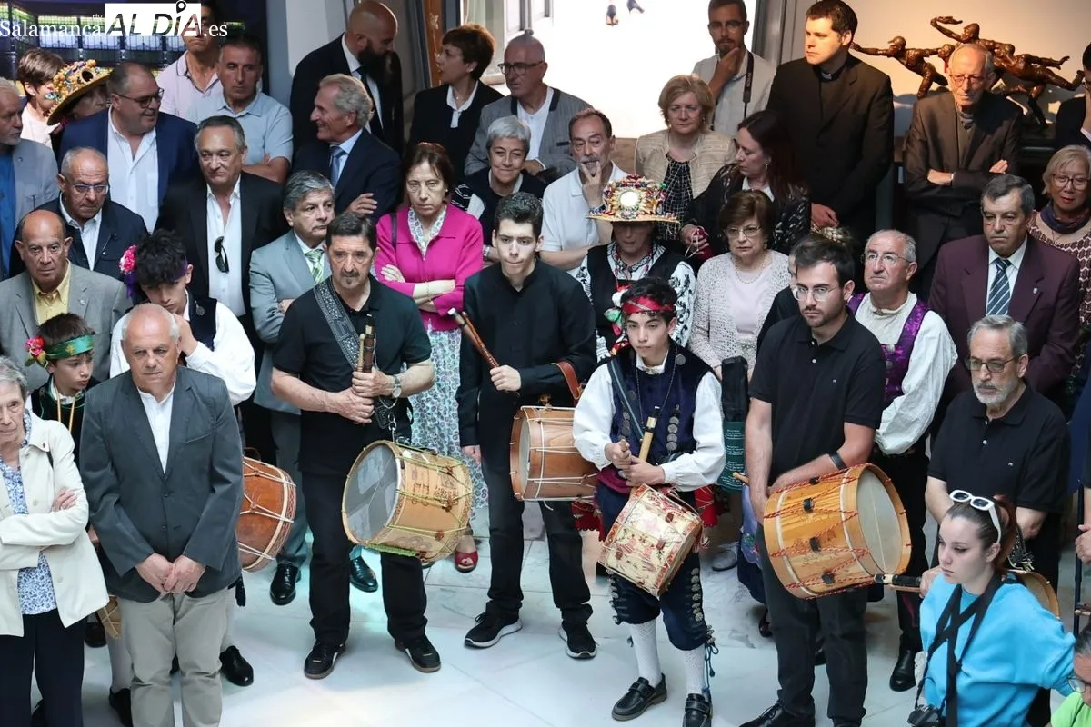 Recepción oficial del alcalde de Salamanca en la Casa Lis con motivo de la Festividad de San Juan de Sahagún. Fotos: David Sañudo