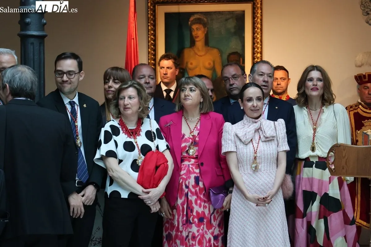 Recepción oficial del alcalde de Salamanca en la Casa Lis con motivo de la Festividad de San Juan de Sahagún. Fotos: David Sañudo