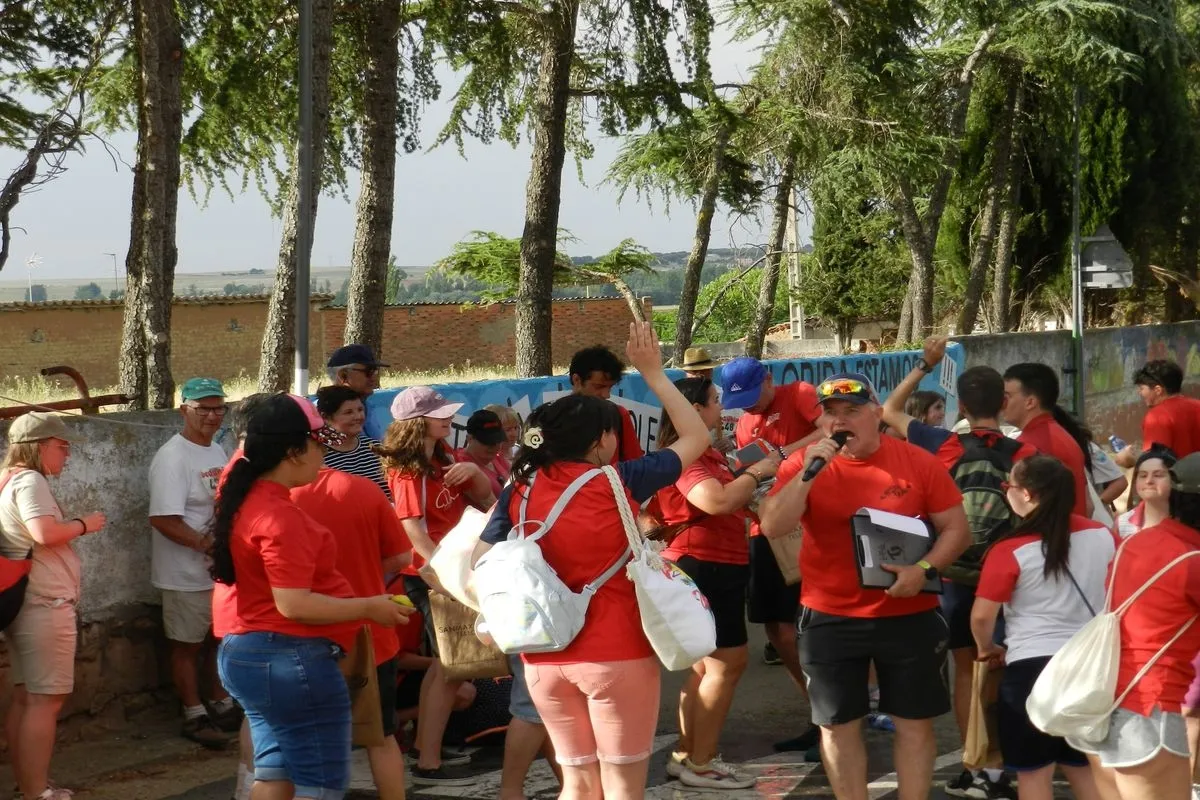 Florida de Liébana vibra con su carrera popular y premia el esfuerzo con lotes de embutidos