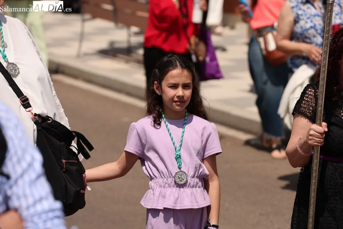 La devoción por la Virgen de la Salud congrega a los vecinos de Tejares en sus fiestas patronales | FOTOS: David Sañudo