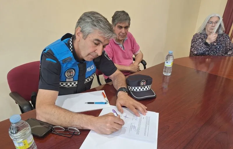 Foto 2 - Terradillos refuerza su compromiso contra la violencia machista