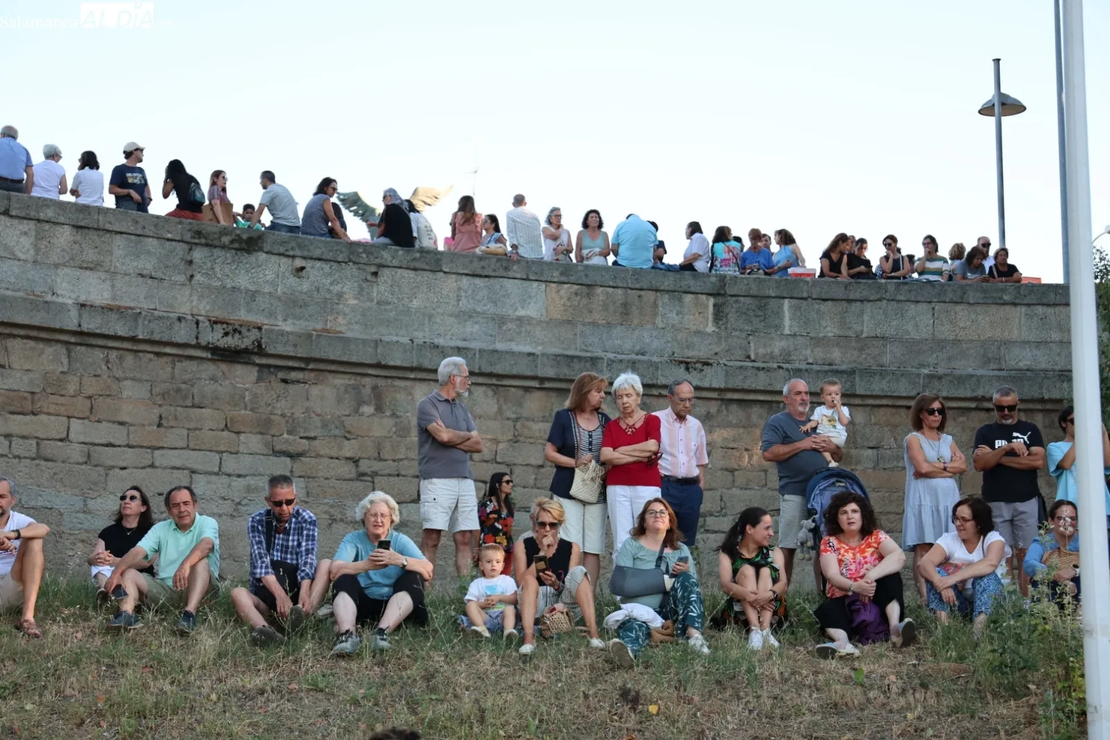 ‘Pedalopiano. A fleur d’eau. El Piano Flotante’, concierto sobre el agua del río Tormes. Fotos: David Sañudo