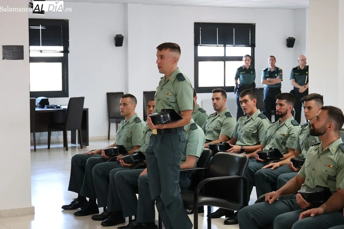 Presentación de los 19 nuevos guardias civiles que realizarán sus prácticas en la provincia de Salamanca. Foto de David Sañudo