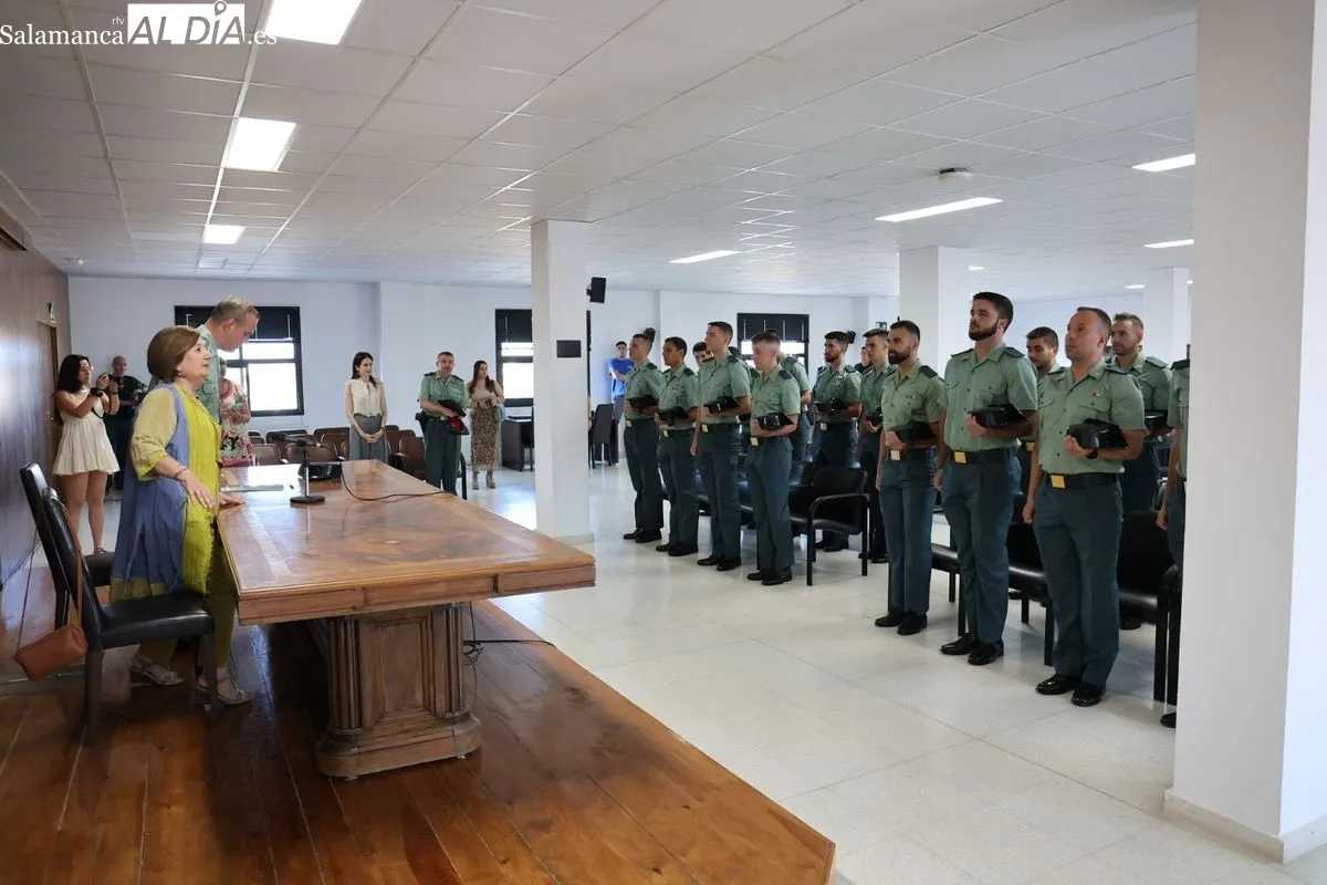 Presentación de los 19 nuevos guardias civiles que realizarán sus prácticas en la provincia de Salamanca. Foto de David Sañudo