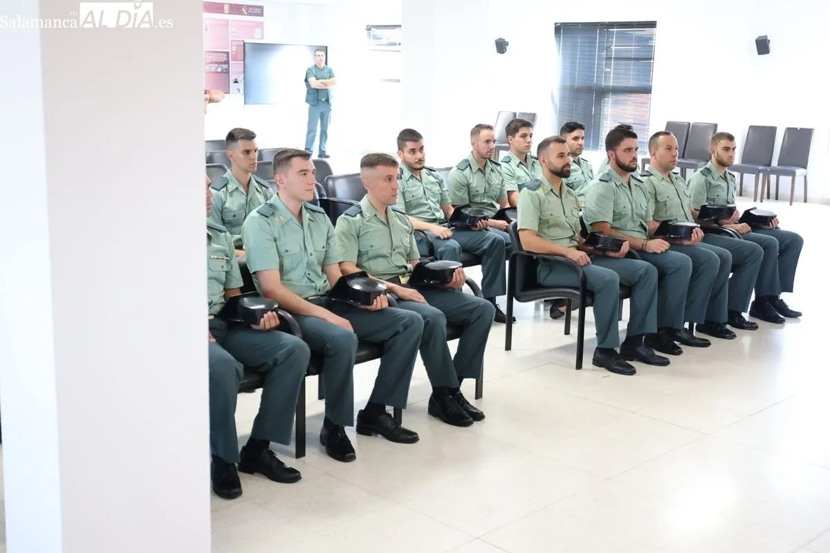Presentación de los 19 nuevos guardias civiles que realizarán sus prácticas en la provincia de Salamanca. Foto de David Sañudo