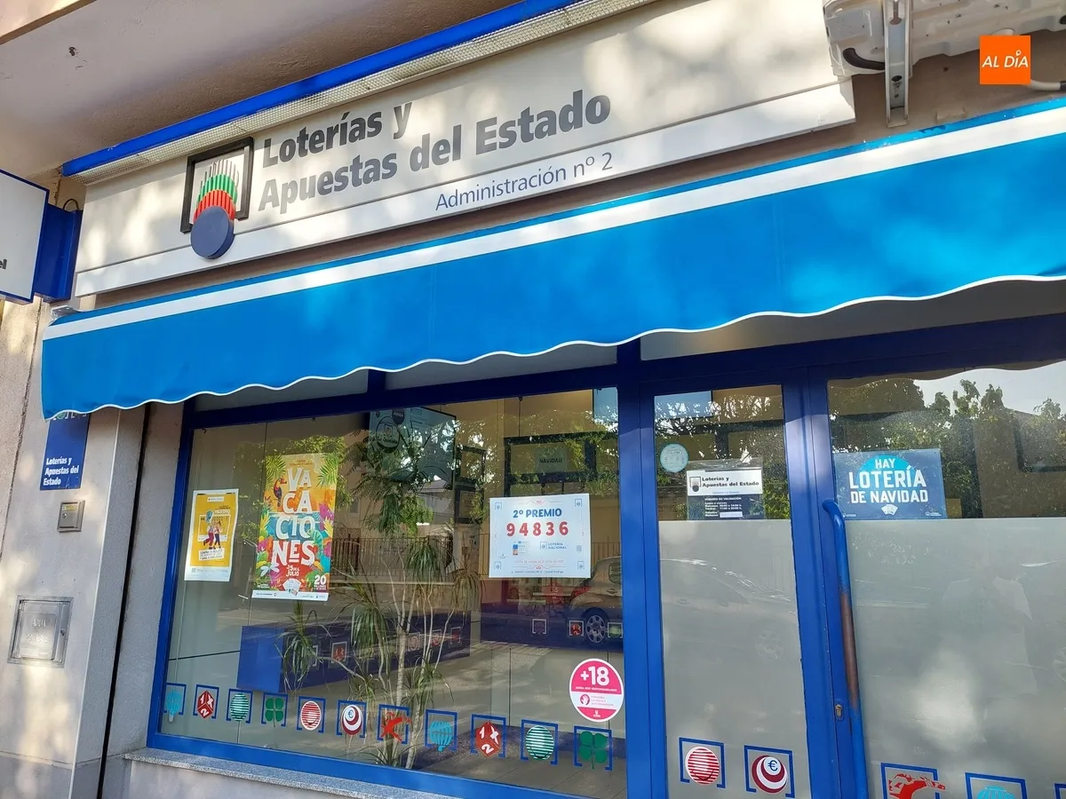 Foto 5 - A la venta los d&eacute;cimos para el Sorteo de la Loter&iacute;a de Navidad
