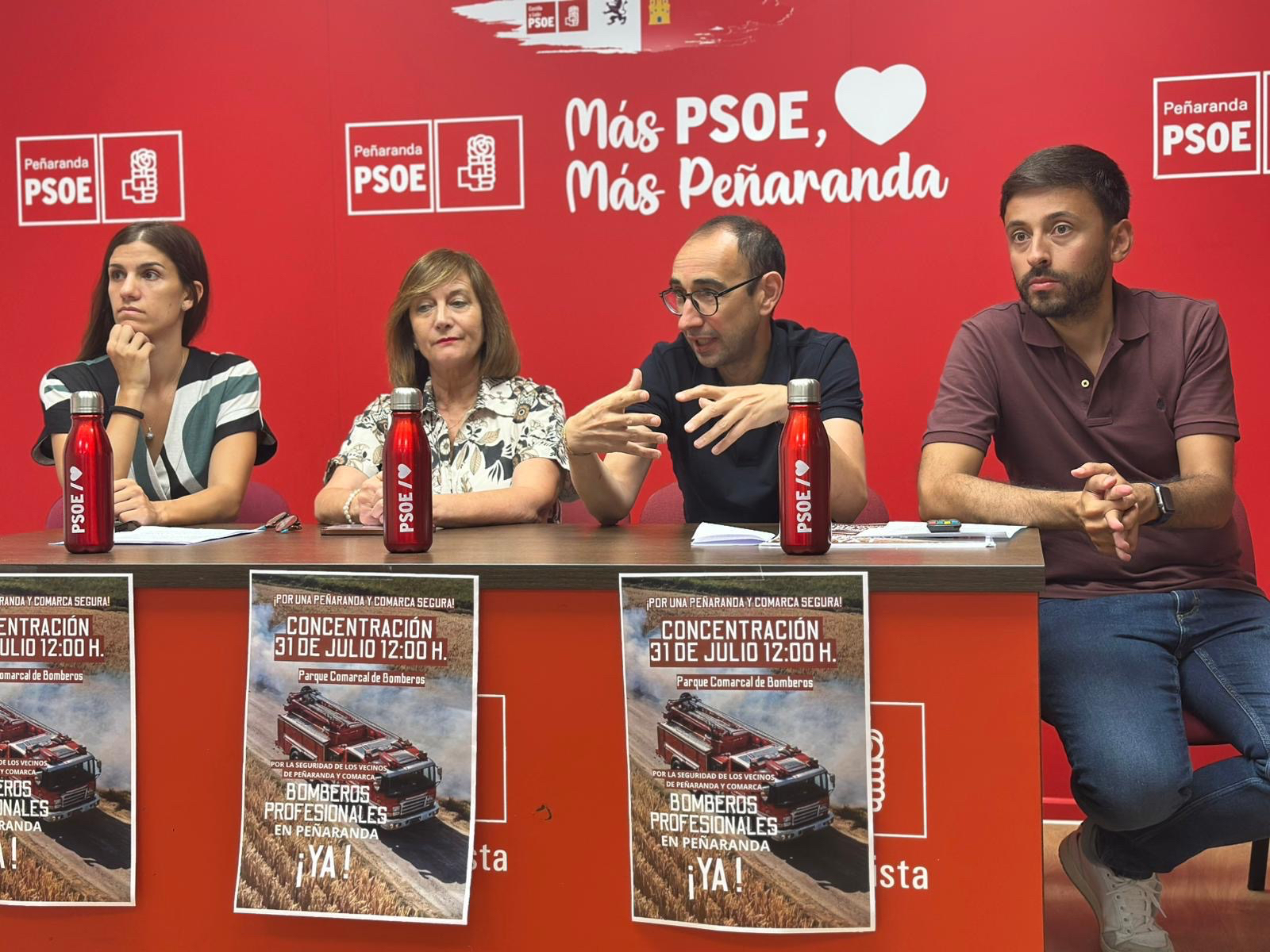 El PSOE comarcal se reúne en un encuentro de trabajo con el parque de bomberos y la incertidumbre como protagonistas