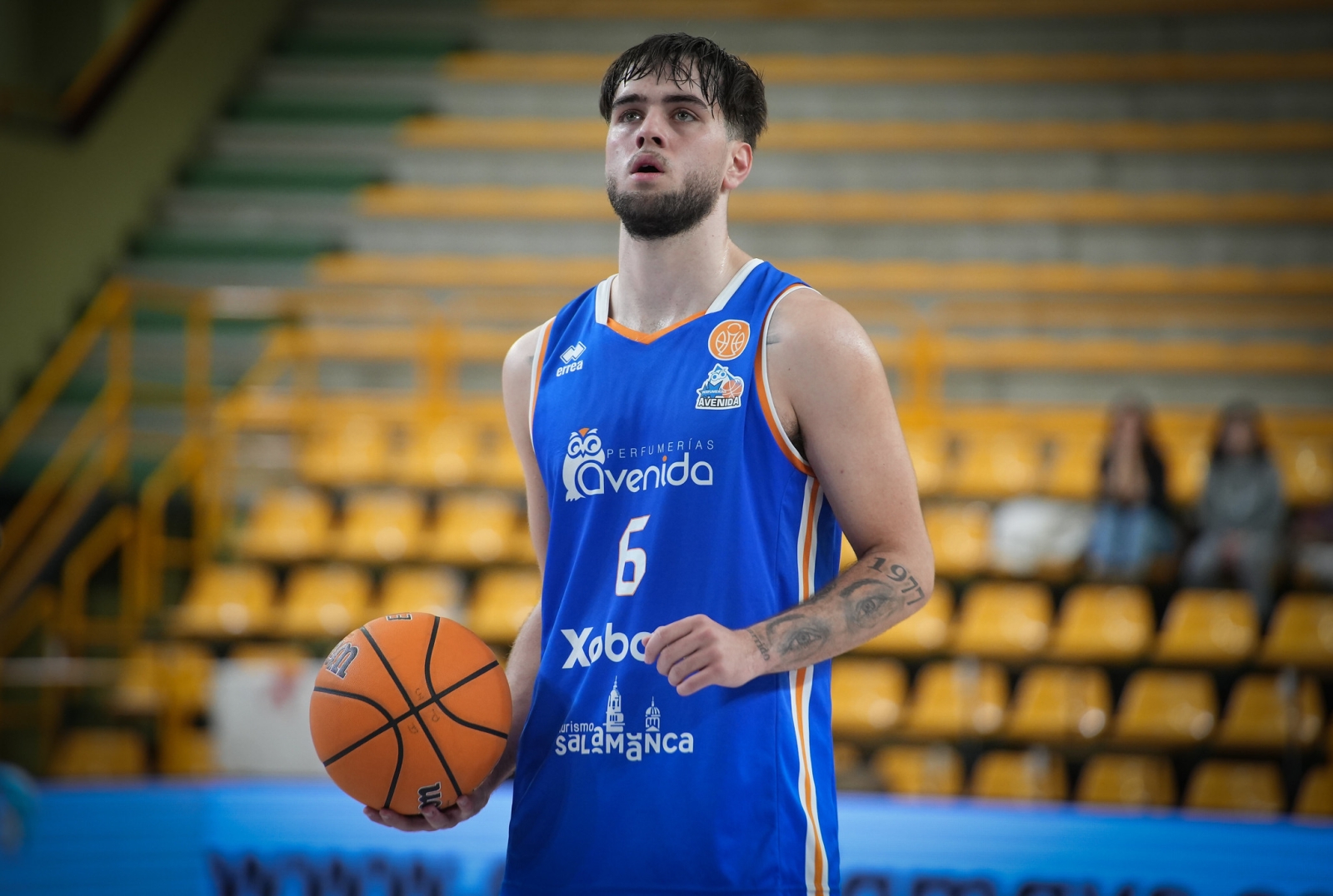 Albert Garrido renueva con Avenida Xoborg para la temporada 25-26