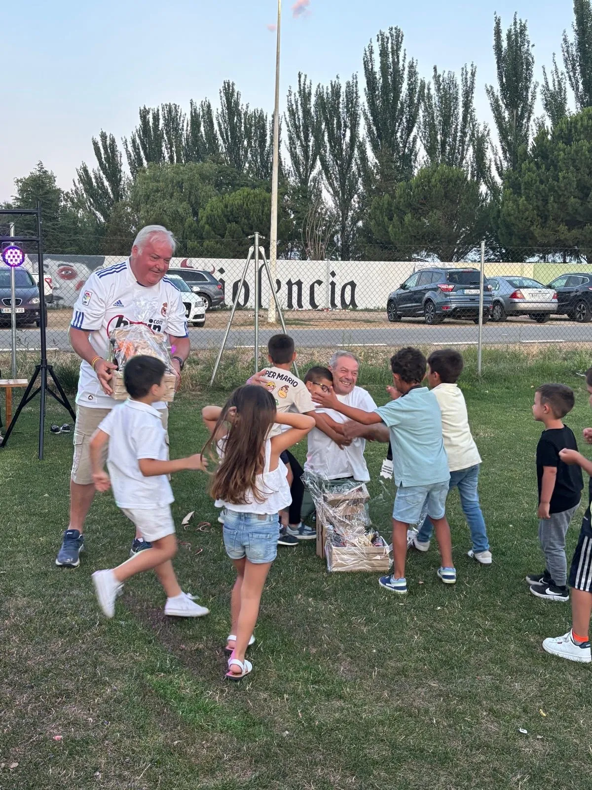 Foto 5 - M&aacute;s de 300 personas en el gran d&iacute;a festivo del Club Promesas Las Villas