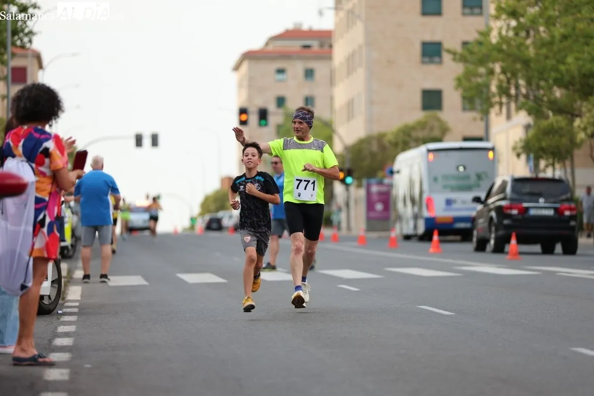 El barrio de Capuchinos celebra su XIII Carrera Popular | FOTOS: David Sañudo 
