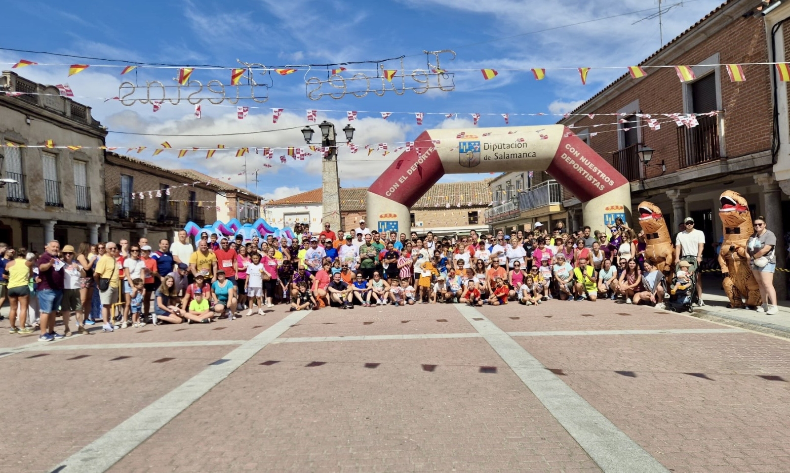 Masiva y solidaria participación en la IX  Quedada Ciclista y Runner de Santiago de la Puebla