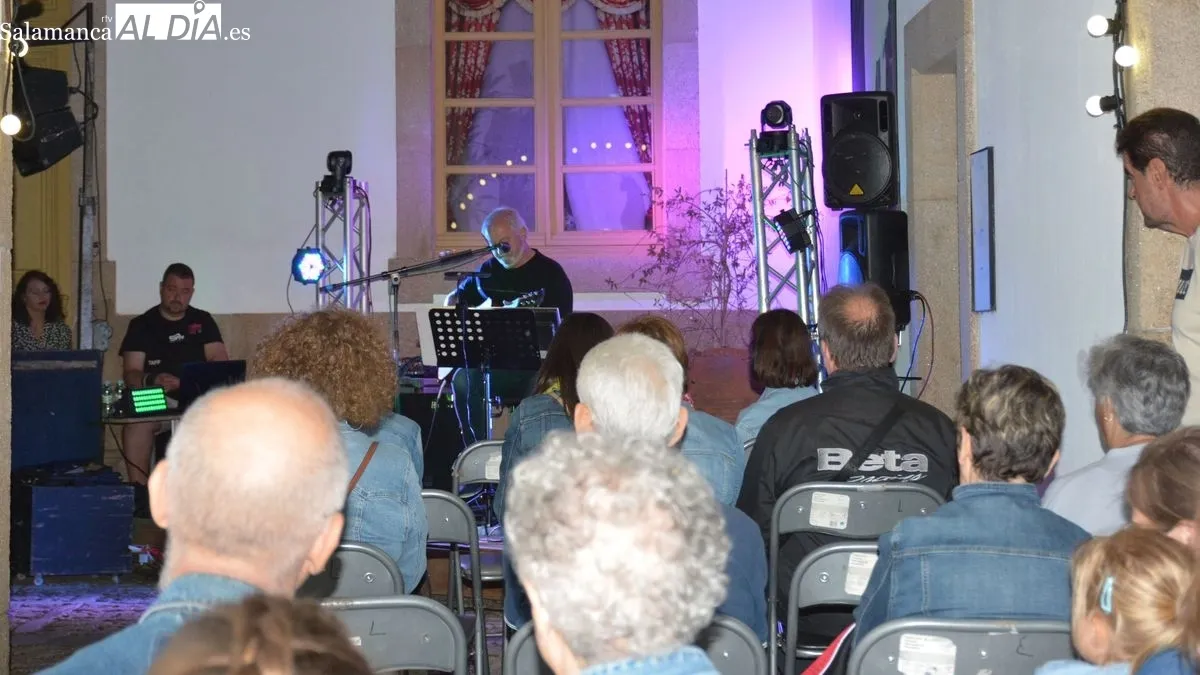 El público disfrutó de una gran velada musical al aire libre